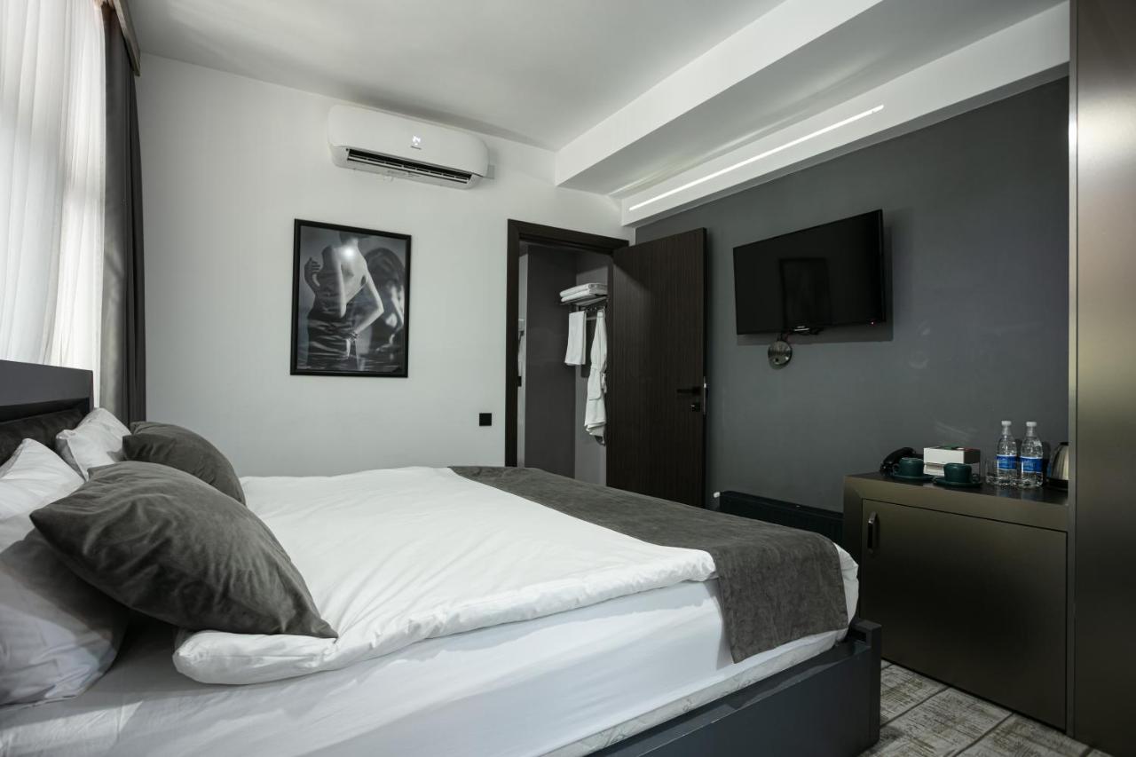 فندق Monk House يريفان المظهر الخارجي الصورة