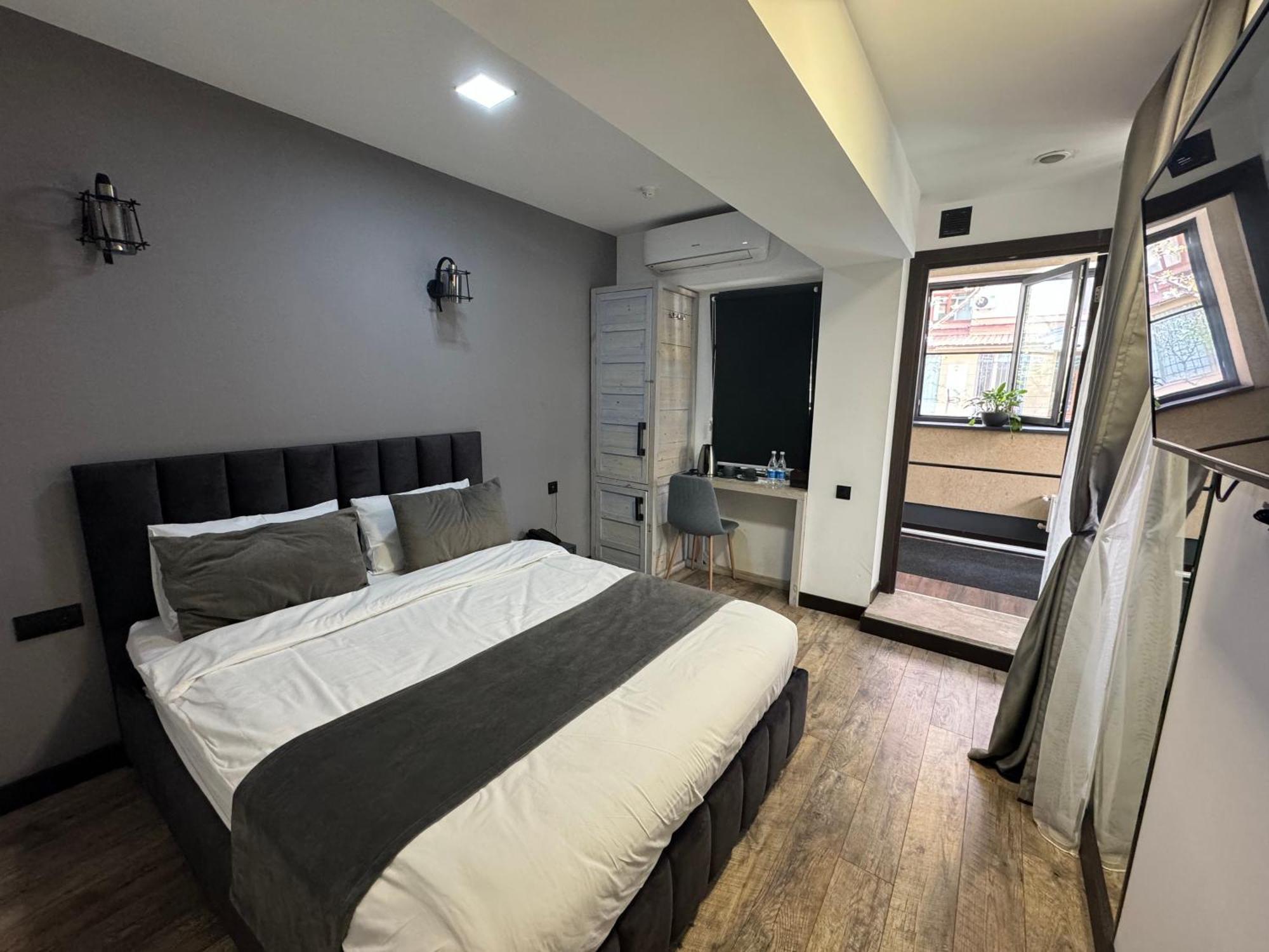 فندق Monk House يريفان المظهر الخارجي الصورة